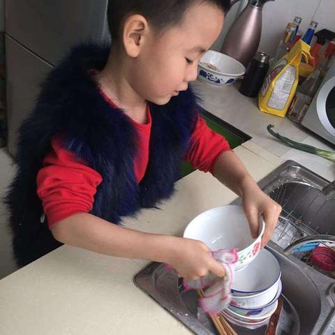 西安晨光之星幼儿园是公办么？