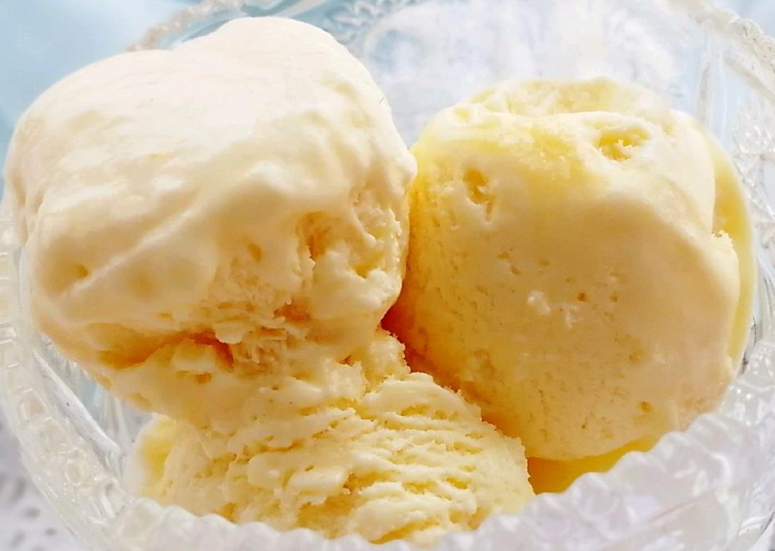 冰淇淋奶油怎么调配比例(奶粉做冰淇淋不用牛奶和淡奶油)