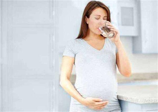 孕妇半夜口渴是什么原因引起的