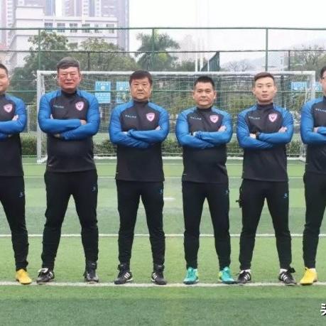 李明足球运动员颜值巅峰的长尾关键词有什么