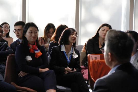北京大学国家发展研究院师生参访未名企鹅，探讨创业和企业数字化