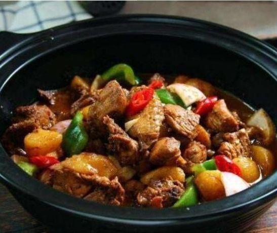 什么美食辣（你心目中最具特色的酸甜苦辣四道美食都有哪些）