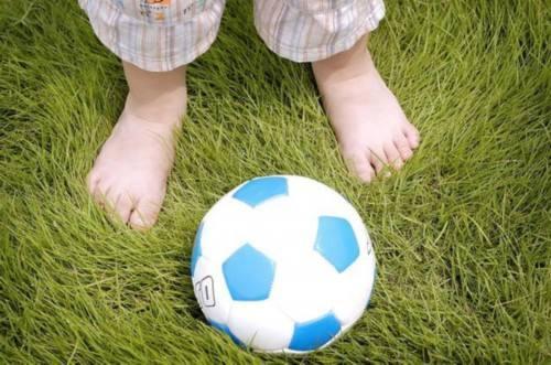 宝宝不爱学走路怎么办 宝宝不爱学走路怎么办