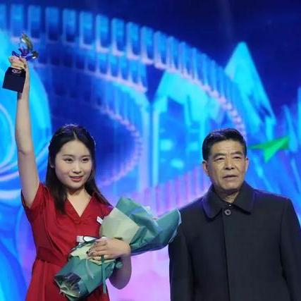 出彩河南人最美教师事的相关长尾关键词有哪些