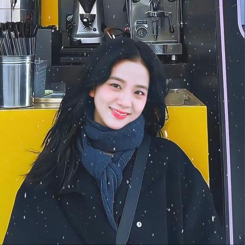 足球周边手链怎么戴