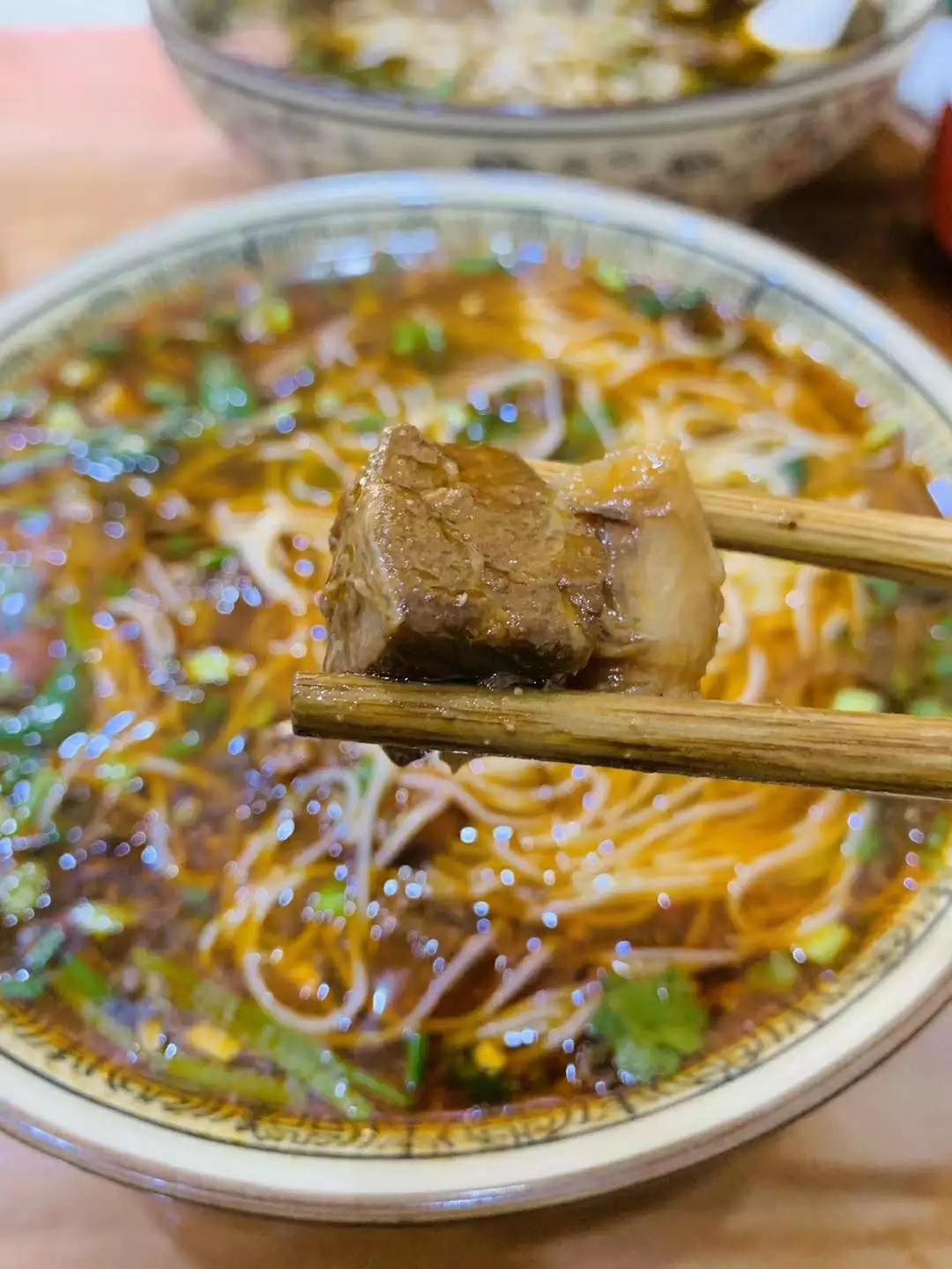 在西昌吃什么美食（你见过最邋遢的人有多邋遢）