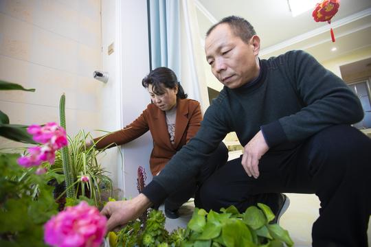 三门峡：世界冠军妈妈带领留守妇女电商创业小小艾制品成就脱贫致富梦想