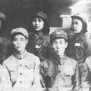 兰州女兵群的相关长尾关键词有哪些