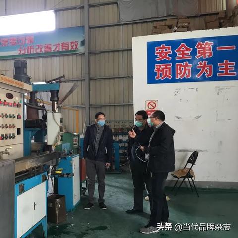 福建景观池内三名儿童在水池中玩电线触电身亡，学校和家庭乃至社会如何对待安全教育？
