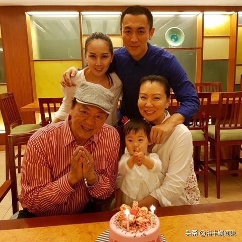 TVB“副业女王”被身高标签困扰10年,如今娇{小身形竟}变创业灵感