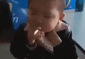 舔宝宝的jio甜咪咪的表情包