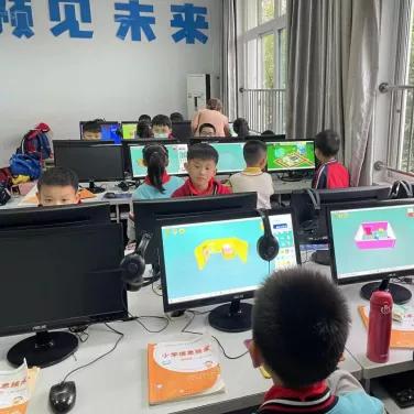 厦门龙山小学怎么样的相关长尾关键词有哪些