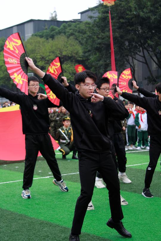超燃！盐外芙蓉学校运动会创意入场式、开场秀献礼共产党百年华诞