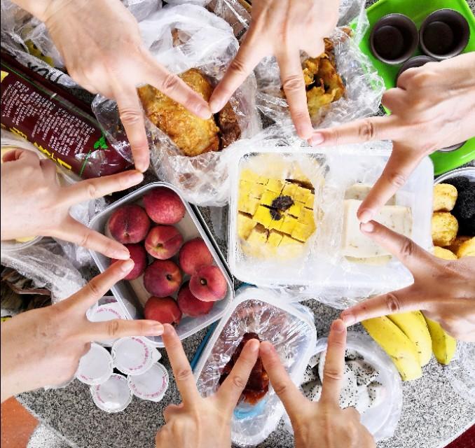 什么歌适合美食（吃吃吃吃吃吃吃吃吃吃贪吃无罪贪吃冒险这是叫什么歌）