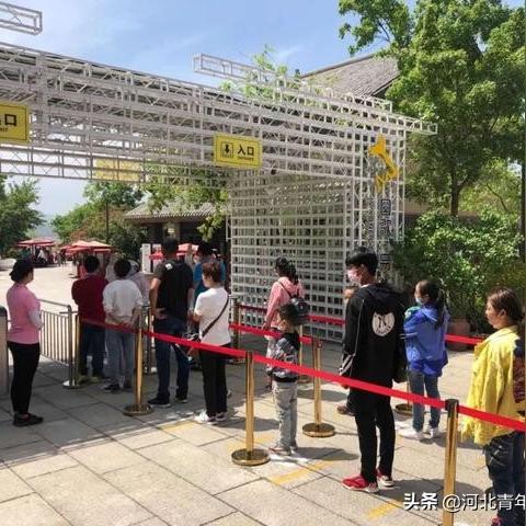 保定市商用停车场有哪些