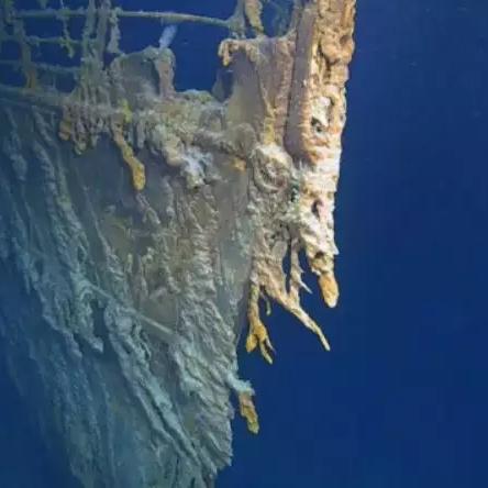 深海探险家——潜水艇生存与资源管理策略