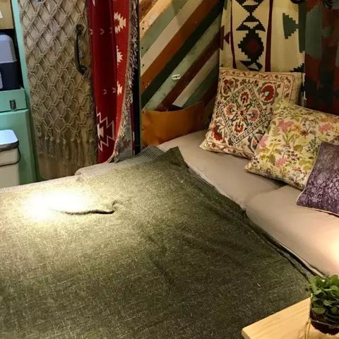 武汉情侣阳台的相关长尾关键词有哪些