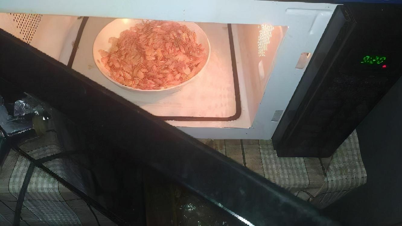 微波炉用久有味道怎么办