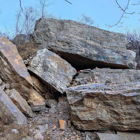 济南离泰山有多远？