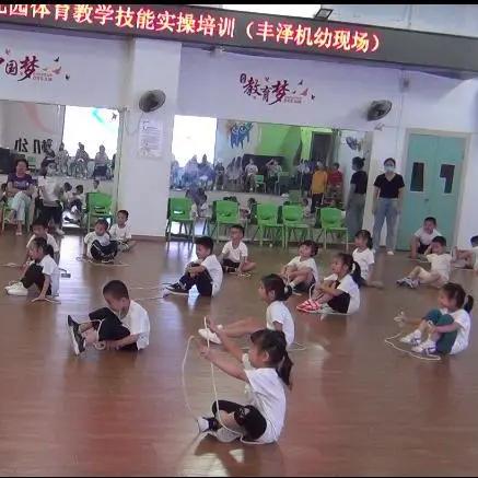 泉州市丰泽建设局局长的长尾关键词有哪些