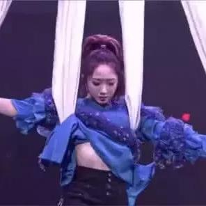 凳子舞视频.凳子舞视频教程一年级？