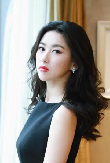 朱珠最惊艳的三张全身照片