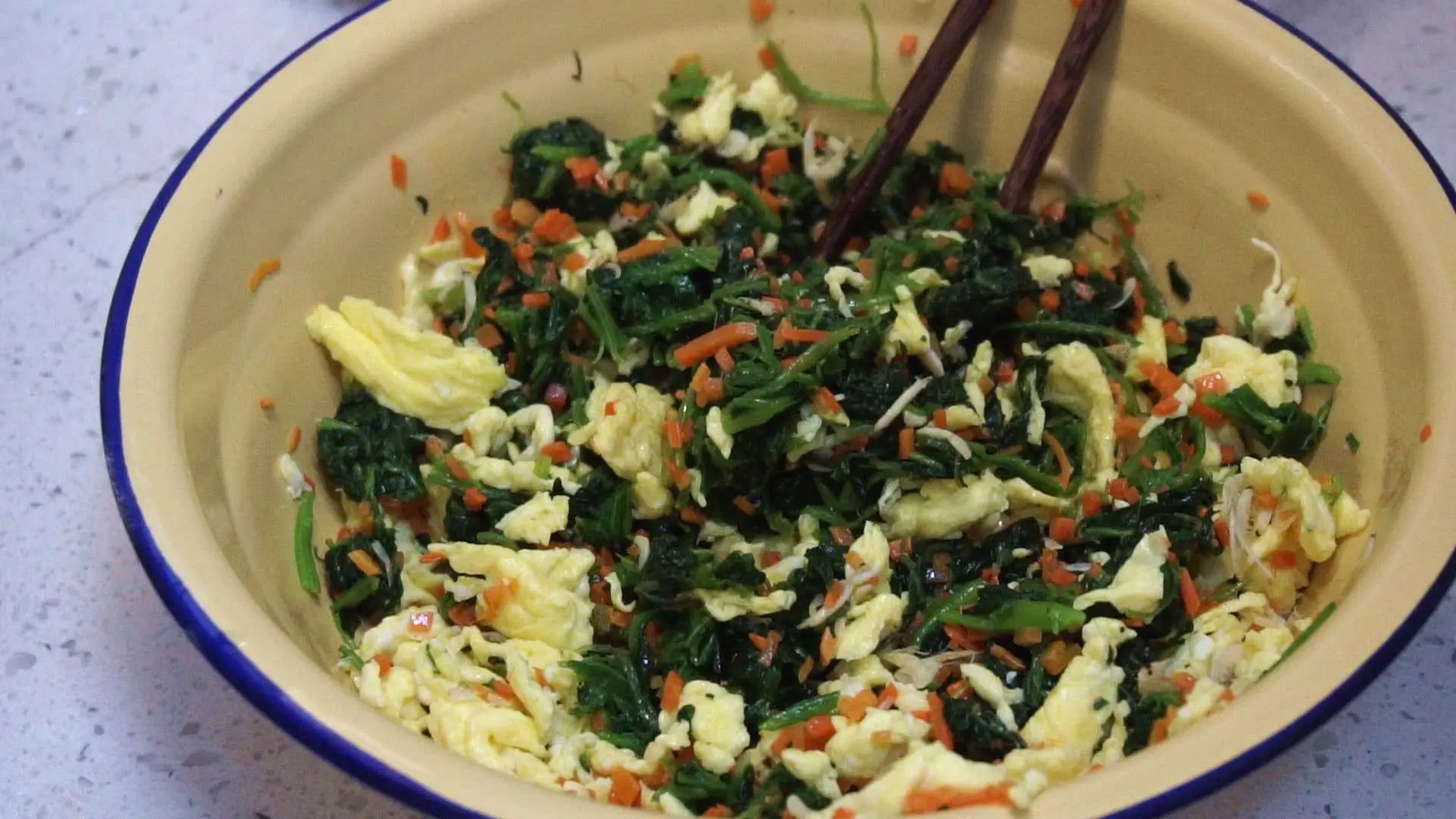 买回的虾皮怎样炒好吃 虾皮怎样炒好吃