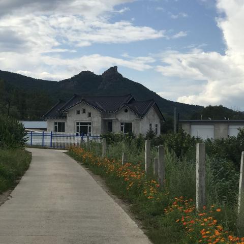 红石砬子中的砬怎么读