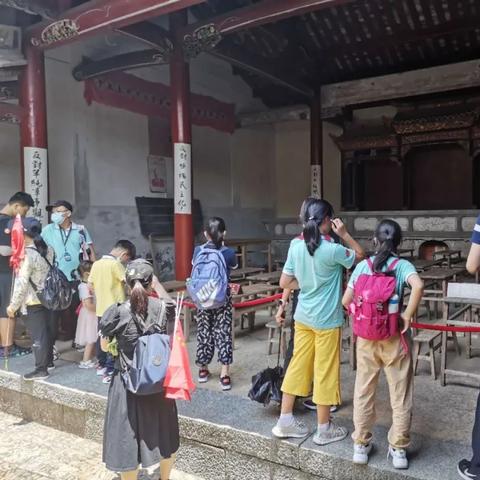 厦门市英才高中国际部学费多少