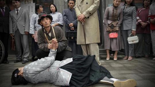 《老中医》在热播，陈月末演绎大孝子，实际生活中肯定也是孝子！