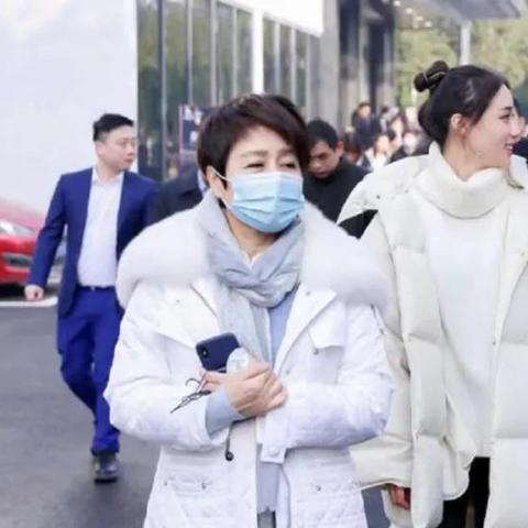 武汉站至高新二路光谷四路交叉口？
