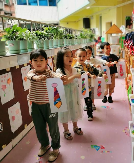 2019幼儿园父亲节活动报道