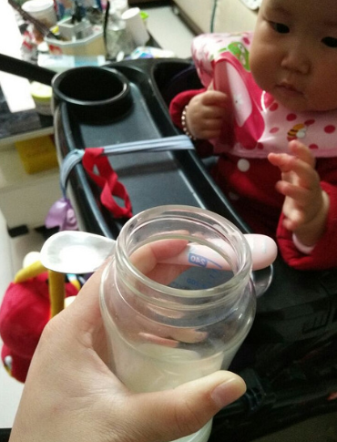 怎么给宝宝正确转奶