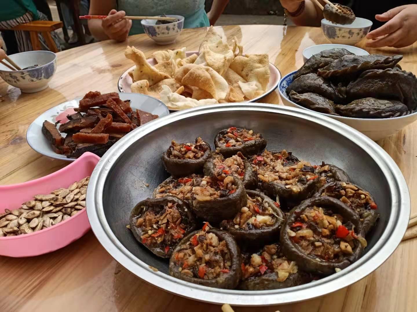 农村特有什么美食图片（小时候在农村做过的口哨还记得吗）