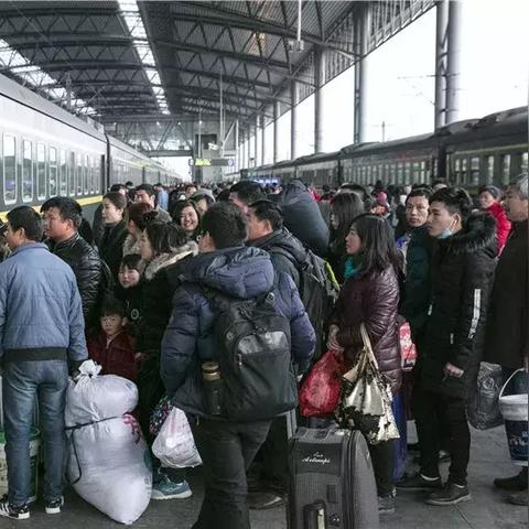 【哈尔滨火车站今日流量】2025年5月2日哈尔滨各火车站客流量