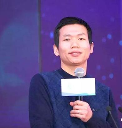4000万学子背后的教育大王，身家400亿，成为80后白手起家首富