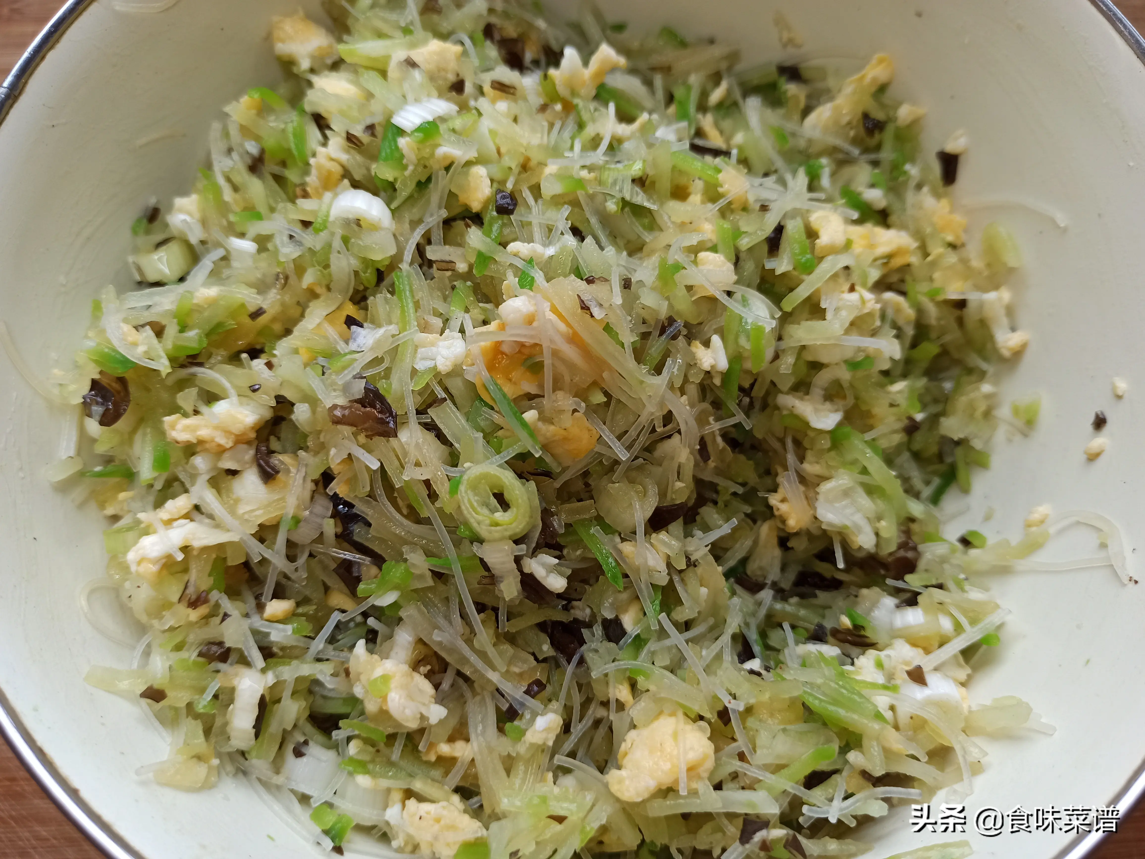 什么肉可以替代虾皮 虾皮酱可以炒肉吗