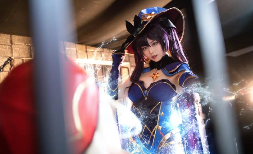 原神2.1莫娜怎么样(原神莫娜带宗师还是教官好)