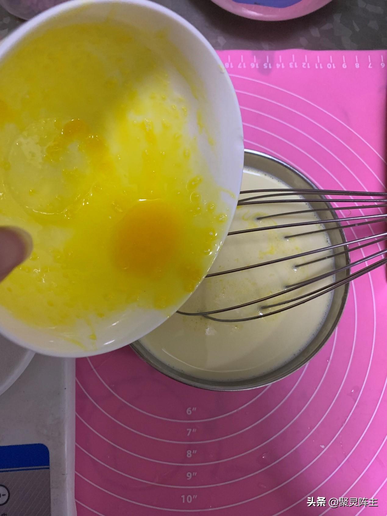 炼乳和奶油怎么做蛋挞视频(摆摊卖蛋挞用什么烤)
