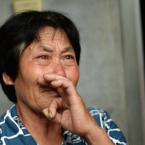 长沙湘雅附二看皮肤科哪个教授最好我妈妈全身就是痒？