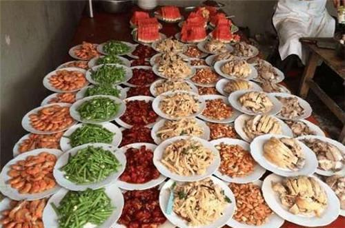 铁饼是什么美食（肖县有什么特产）