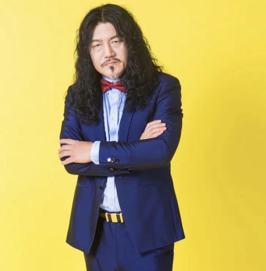 《伤过的心》原唱雪十郎女装反串出镜陌陌网友“炸裂”点赞