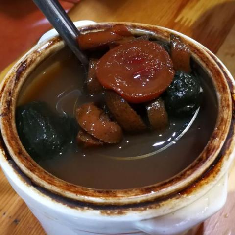 大连市朝阳美食街在哪个位置