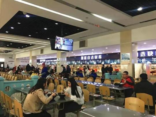 校园创业项目哪个好？做校园外卖平台在校就能实现财务自由