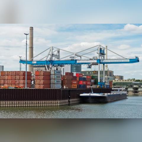 天津港下属企业怎么样