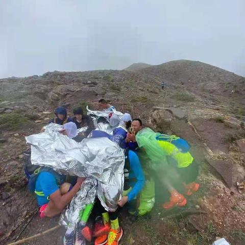 山地建筑设计 重庆大学的长尾关键词有什么