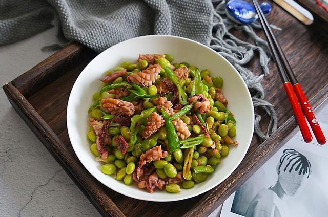 蜂蜜有什么美食（小秋蜂蜜麻花做法）