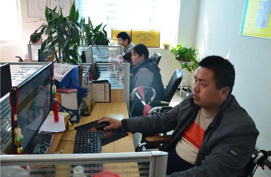 郓城县残疾人电商孵化中心：电商铺路创业圆梦