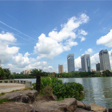桂林市临桂新区怎么玩