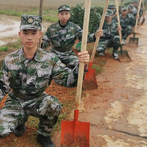 长沙望城区靠近周边哪个市区？